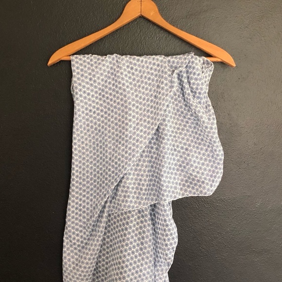 Scarf - Picture 6 of 6